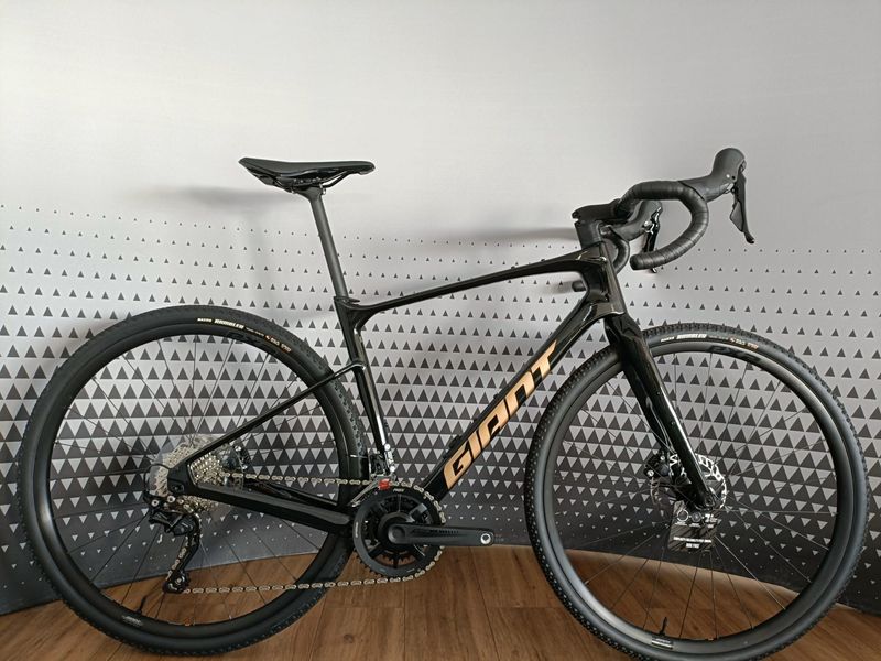 Used Giant Revolt Advanced 3 2025 2025 Road & Gravel