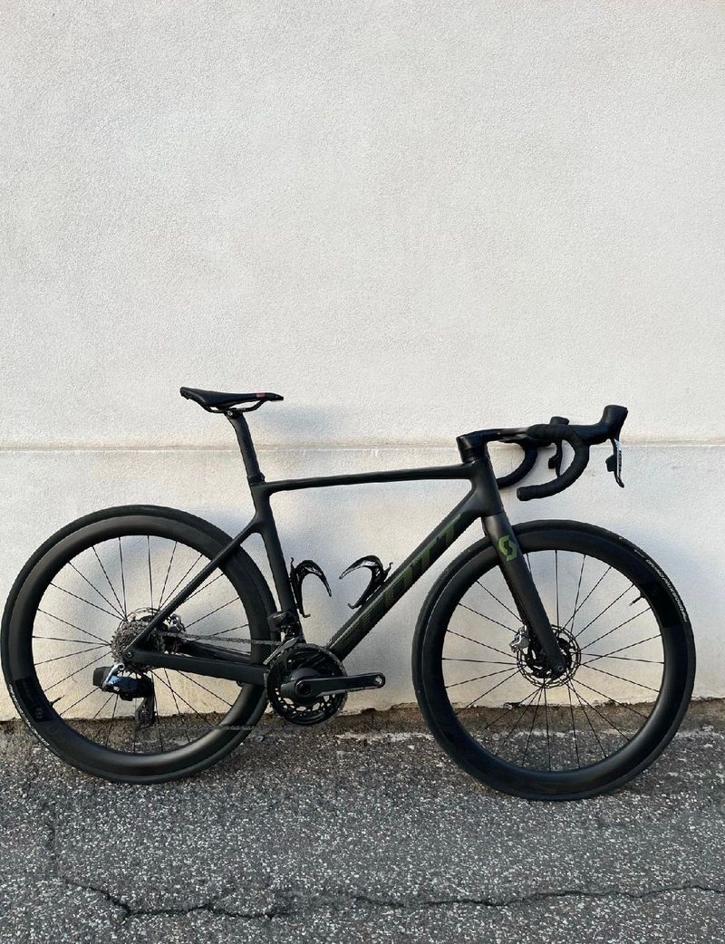 Used Scott RC Sram Red Etap AXS 2023 Road & Gravel