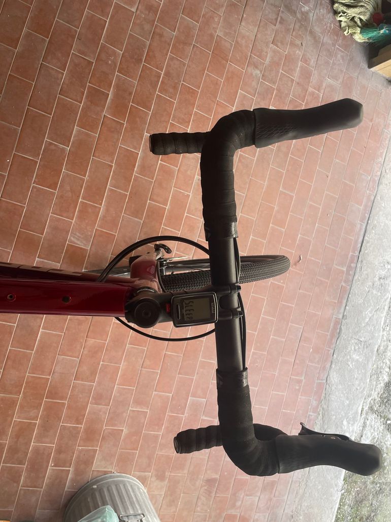 Trek Checkpoint ALR 4 2021 2021 Road & Gravel usato, Rosso — immagine 2 di 12