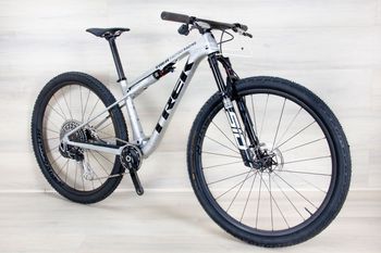 Used Trek Trek Supercaliber SLR 9.9 Gen 2 2024 Mountainbike — image 13 of 20