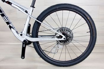 Used Trek Trek Supercaliber SLR 9.9 Gen 2 2024 Mountainbike — image 14 of 20