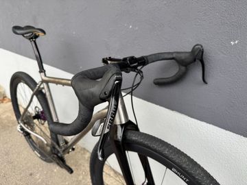 Brugt Revel WHY Cycles R+ Titanium 2022 Road & Gravel — billede 5 af 6