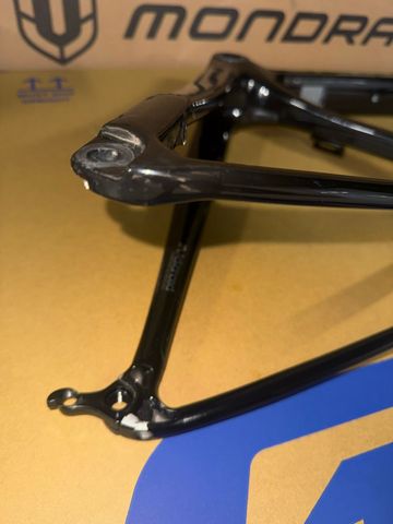 Brugt Giant TCR Advanced Pro 1 Di2 2025 Frameset 2025 Road & Gravel — billede 7 af 7