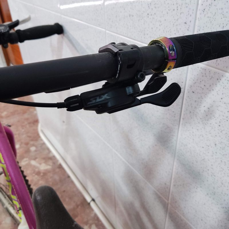 Used Trek Procaliber 9.6 2023 2023 Mountainbike, Blue, 29 — image 6 of 12