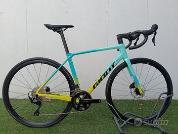 Używany Giant TCR Advanced 2 KOM 2026 Road & Gravel