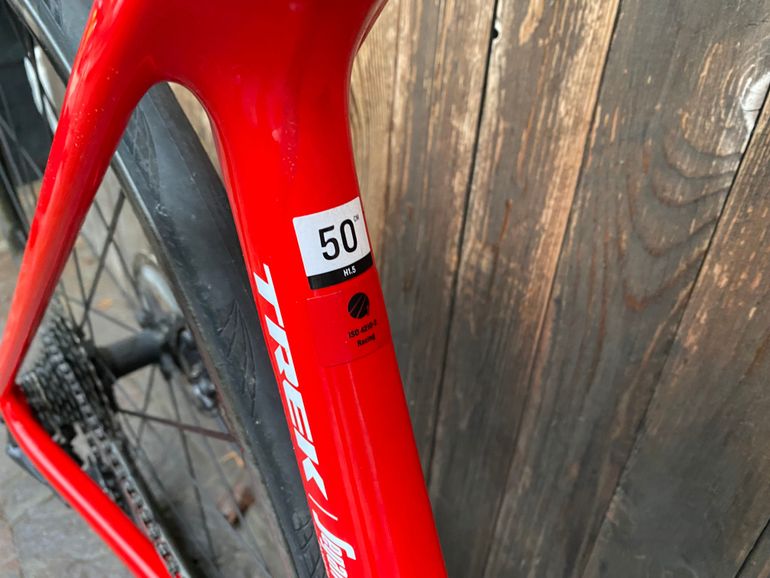 Used Trek Émonda SLR 7 2024 2024 Road & Gravel, Rot — image 4 of 10