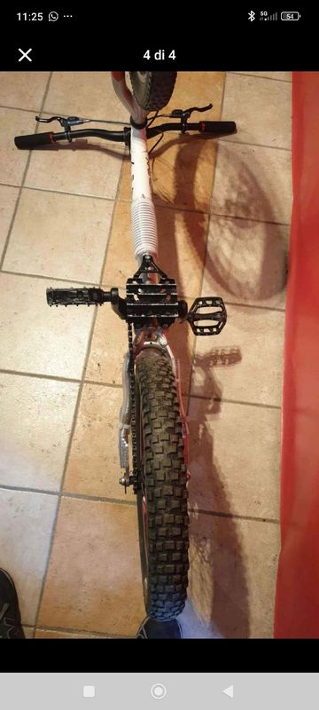 Used Monty 220 Kamel 2019 Mountainbike, White — image 4 of 4