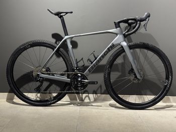 Brugt Bianchi Impulso PRO GRX 820 disc 2024 2024 Road & Gravel