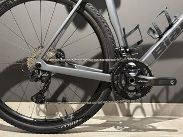 Brugt Bianchi Impulso PRO GRX 820 disc 2024 2024 Road & Gravel — billede 4 af 6