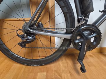 Używany Scott Addict 10 disc 2020 2020 Road & Gravel — zdjęcie 3 z 16