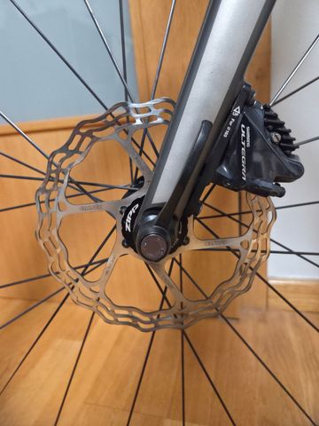 Używany Scott Addict 10 disc 2020 2020 Road & Gravel — zdjęcie 10 z 16