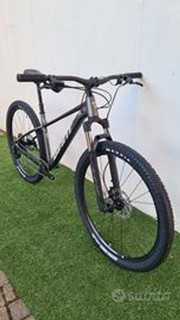 Brugt Giant Talon 1 2026 Mountainbike — billede 2 af 7