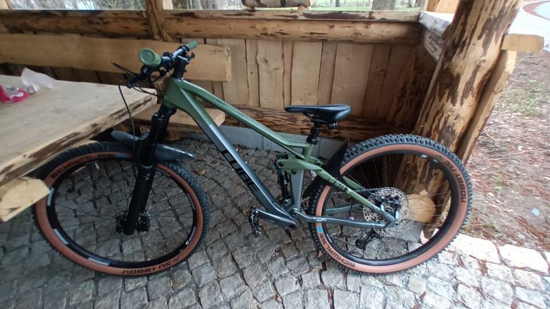 Used CUBE Stereo Shimano Deore 2023 Mountainbike, Green — image 2 of 9