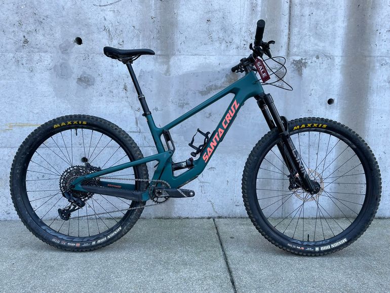 Used Santa Cruz Hightower SRAM NX Eagle 2022 Mountainbike — image 1 of 6