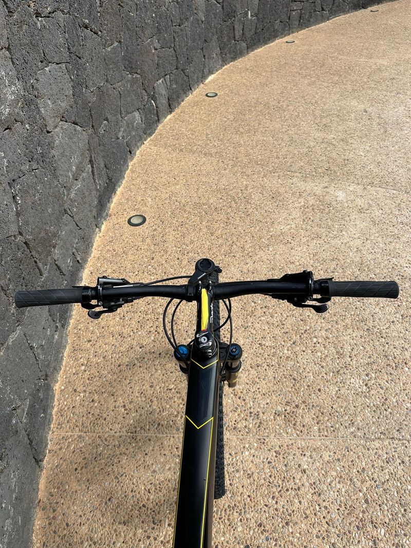 Used Radon Jealous 7.0 2019 2019 Mountainbike, Black, 29 — image 7 of 10