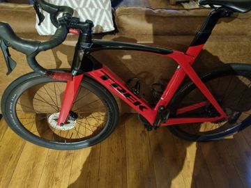 Brugt Trek Madone SL 6 2020 2020 Road & Gravel — billede 2 af 7