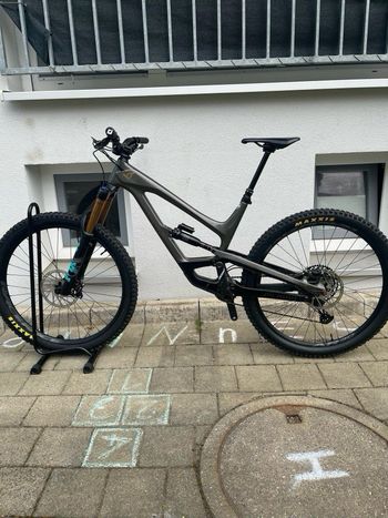 Used YT Industries Capra SRAM NX Eagle 2022 Mountainbike, Light Gray — image 13 of 19