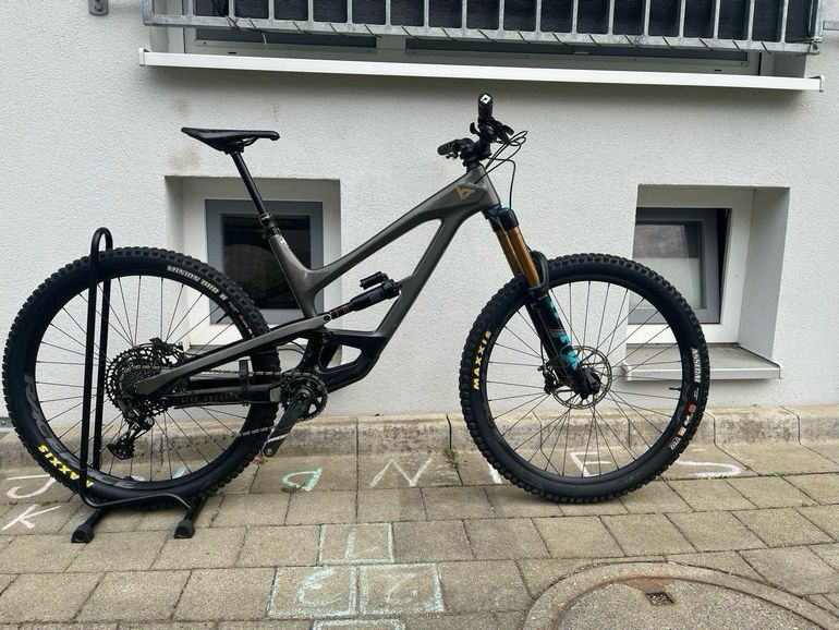 Used YT Industries Capra SRAM NX Eagle 2022 Mountainbike, Light Gray — image 19 of 19