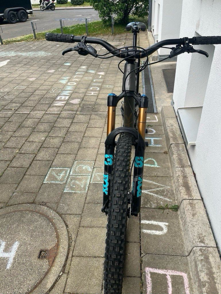Used YT Industries Capra SRAM NX Eagle 2022 Mountainbike, Light Gray — image 18 of 19