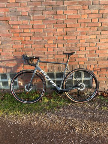 Used Factor LS Gravel Race Custom 2023 Road & Gravel