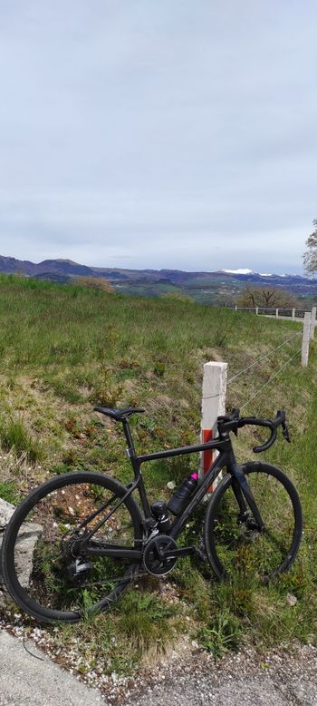 Used Orbea Orca SRAM Rival eTap AXS 2022 Road & Gravel, Schwarz — image 3 of 5