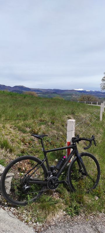 Tweedehands Orbea Orca SRAM Rival eTap AXS 2022 Road & Gravel — afbeelding 3 van 5