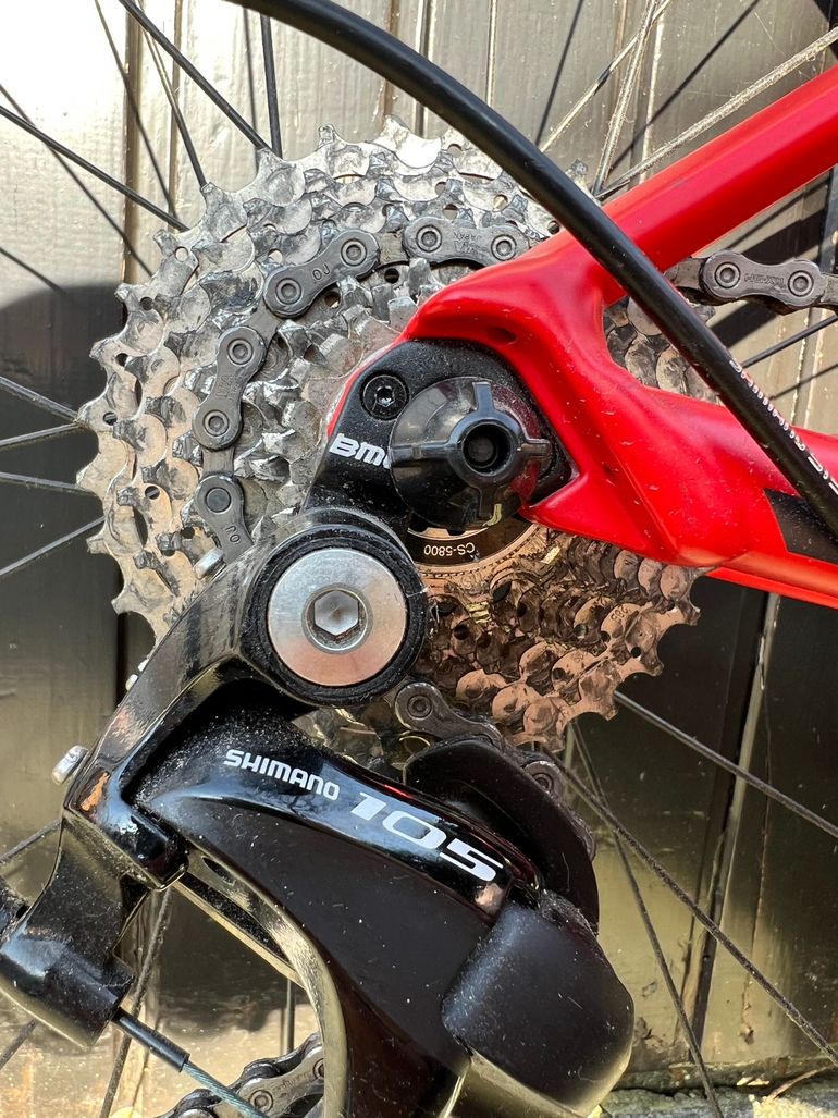 Used BMC Teammachine ALR01 TWO 2018 2018 Road & Gravel, Red — image 3 of 4