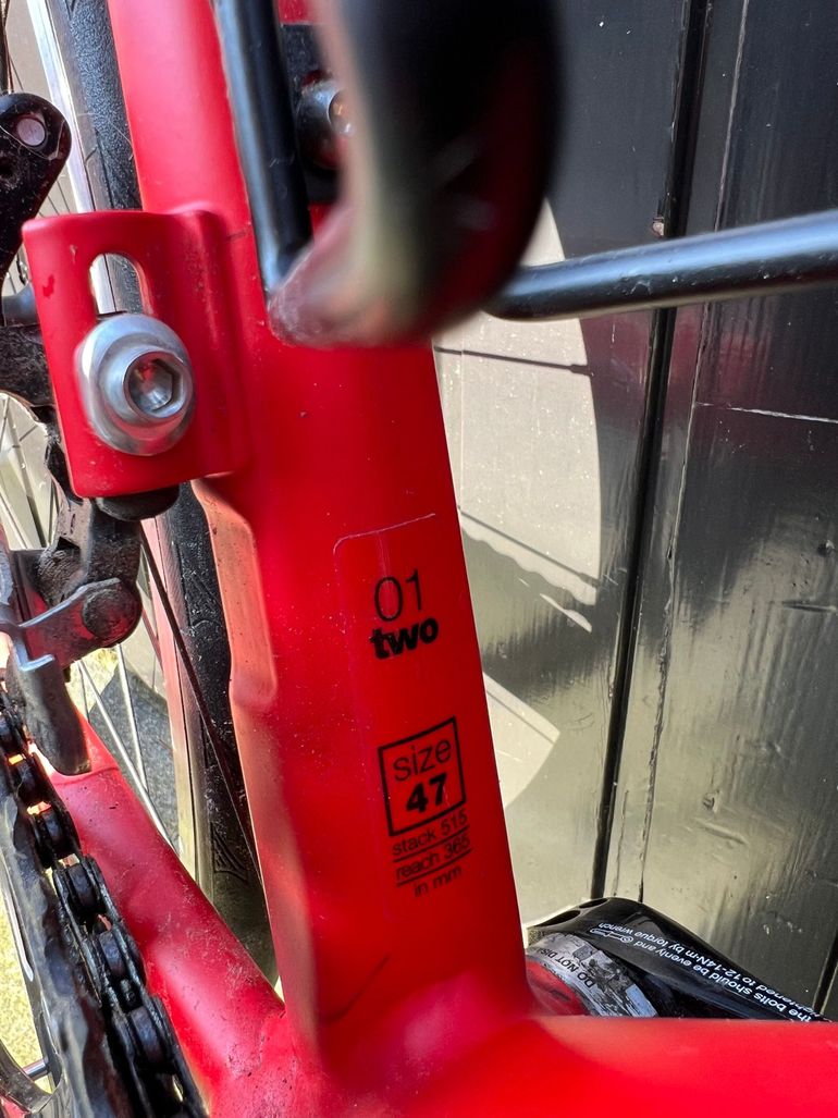 Used BMC Teammachine ALR01 TWO 2018 2018 Road & Gravel, Red — image 2 of 4