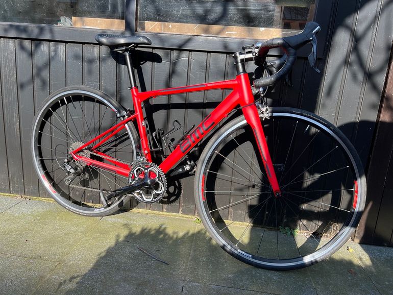 Used BMC Teammachine ALR01 TWO 2018 2018 Road & Gravel, Red — image 1 of 4