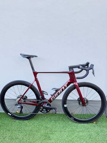 Giant Propel Advanced Pro 0 2024 2024 Road & Gravel d'occasion — image 1 sur 3