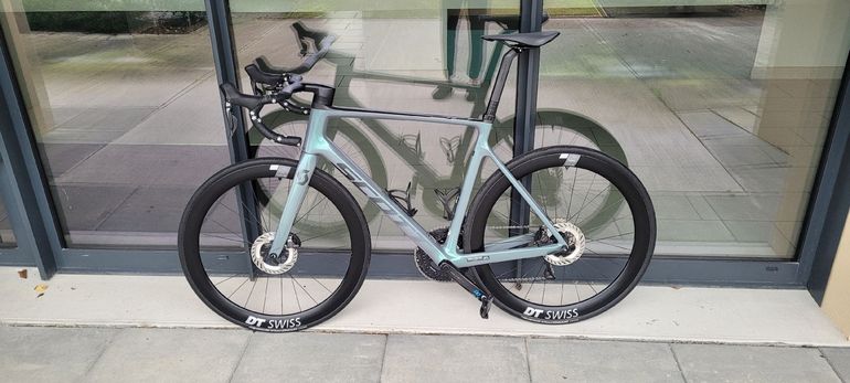 Used Scott Contessa Addict SE 2023 2023 Road & Gravel — image 2 of 4