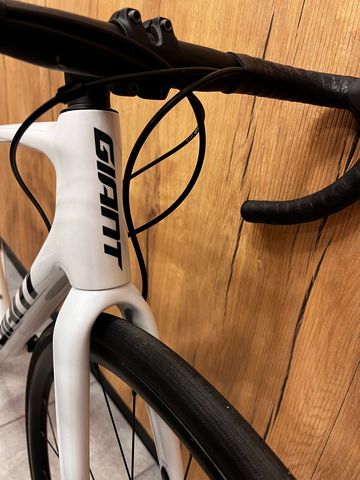 Giant TCR Advanced, Disc 2 PC 2021 2021 Road & Gravel usato, Bianco — immagine 6 di 9