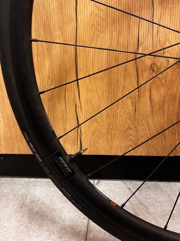 Giant TCR Advanced, Disc 2 PC 2021 2021 Road & Gravel usato, Bianco — immagine 7 di 9