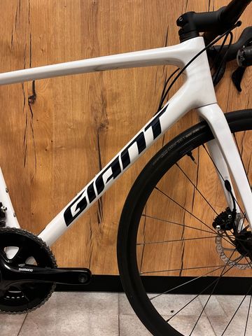 Giant TCR Advanced, Disc 2 PC 2021 2021 Road & Gravel usato, Bianco — immagine 3 di 9