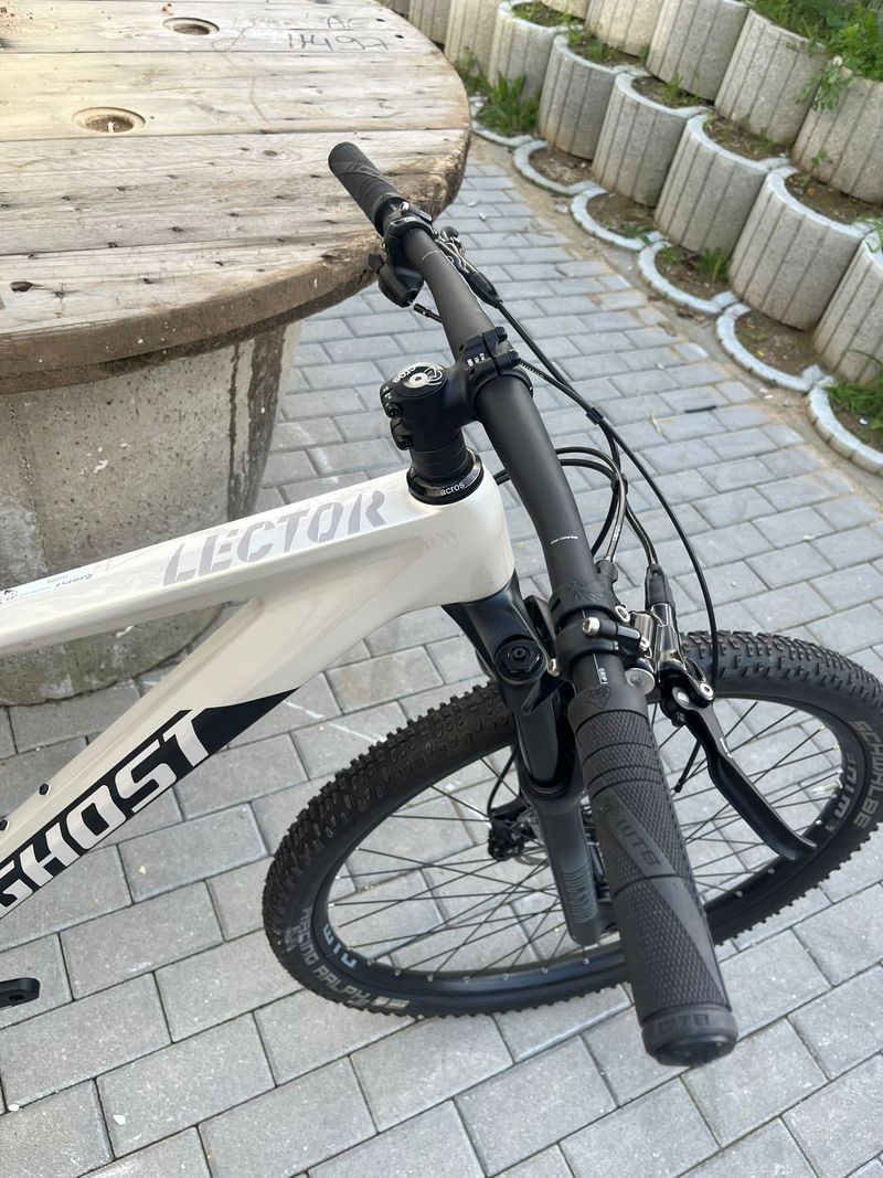 Ghost Lector FS 2022 2022 Mountainbike usato, Bianco — immagine 3 di 7