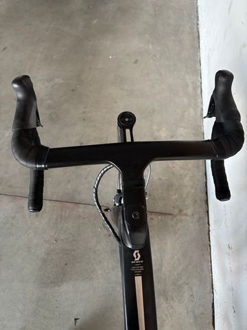 Used Scott Foil Premium 2017 2017 Road & Gravel, Black — image 3 of 3