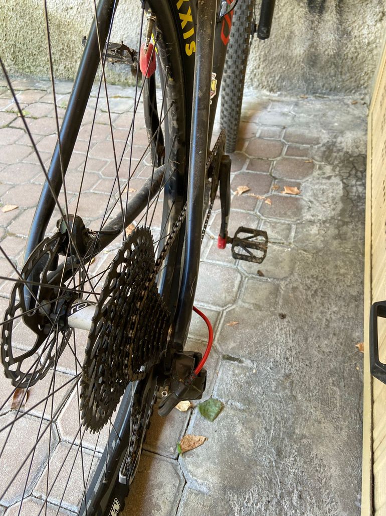 Used Specialized Men's Epic Hardtail Expert 2018 2018 Mountainbike, Negro — image 6 of 7