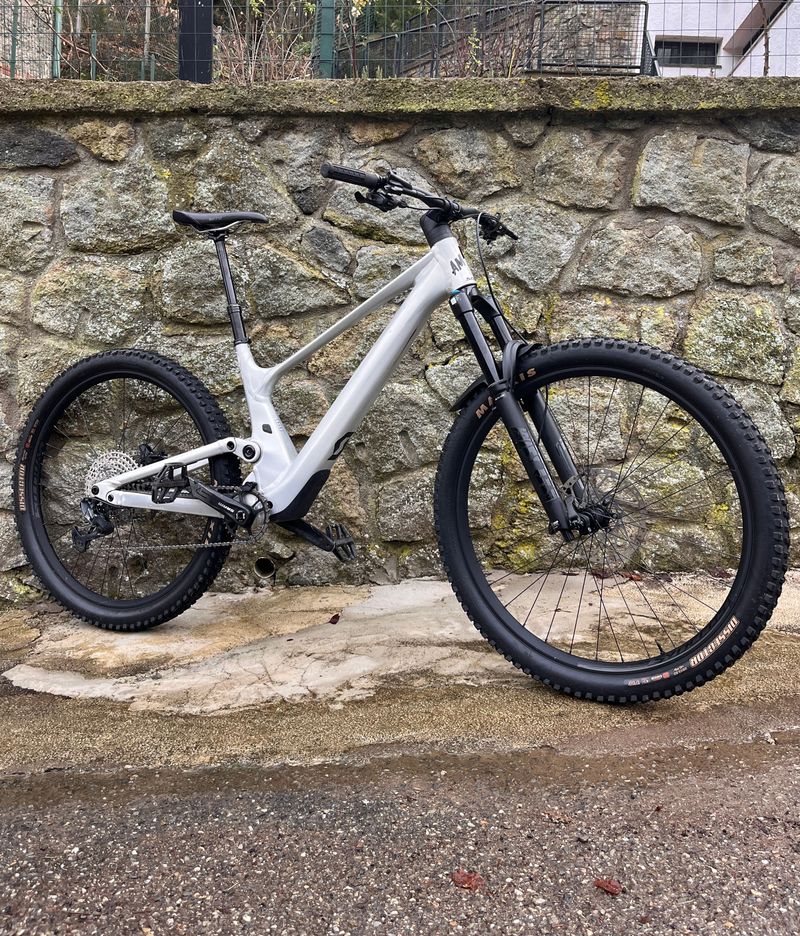Scott Genius 940 2024 2024 Mountainbike d'occasion — image 1 sur 8