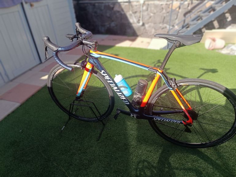 Used Specialized Tarmac Shimano Ultegra 2016 Road & Gravel — image 2 of 7