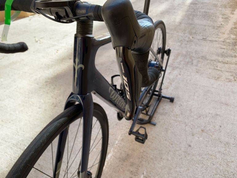 Used Wilier Cento1Hy 105 12 Sp Di2 (2023) - Size L 2025 Road & Gravel, Black — image 5 of 7