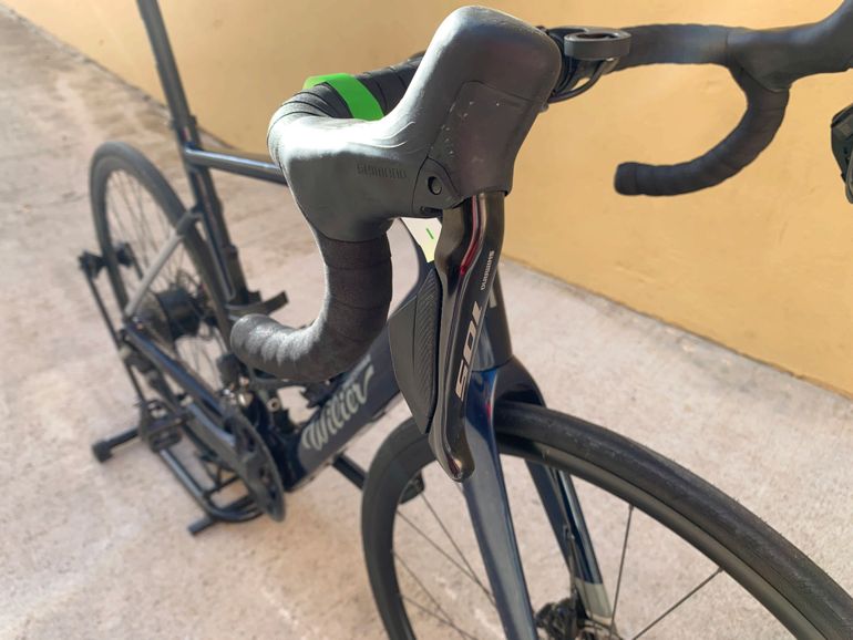 Used Wilier Cento1Hy 105 12 Sp Di2 (2023) - Size L 2025 Road & Gravel, Black — image 3 of 7