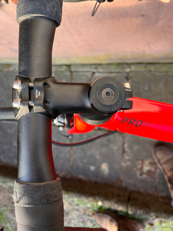 Used Rose Rose Pro SL 105 2022 Road & Gravel, Red — image 11 of 12