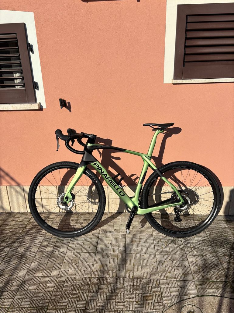 Pinarello GREVIL F7 - SHIMANO GRX 820 2025 2025