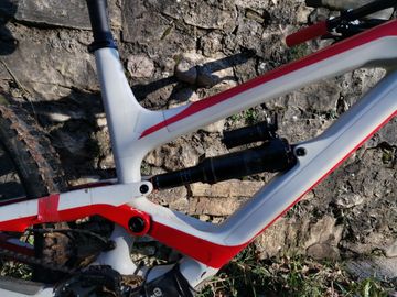Used YT Industries Capra 27 CF 2018 2018 Mountainbike, Red, 27.5 — image 4 of 7