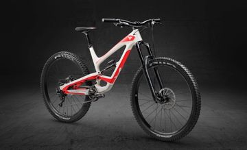 Used YT Industries Capra 27 CF 2018 2018 Mountainbike, Red, 27.5 — image 7 of 7
