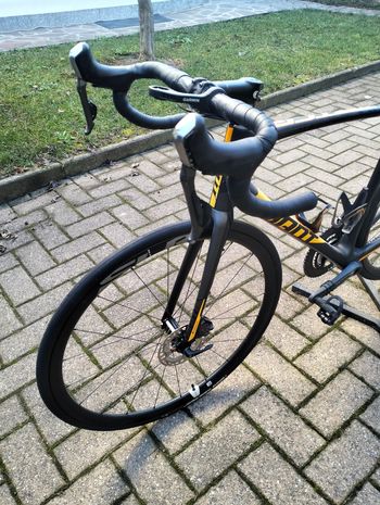Used Giant TCR Advanced Pro 1 Disc 2017 2017 Road & Gravel, Orange — image 3 of 7