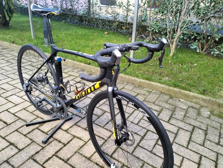 Used Giant TCR Advanced Pro 1 Disc 2017 2017 Road & Gravel, Orange — image 4 of 7