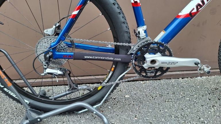Used Cannondale F700 2006 Mountainbike — image 2 of 4