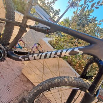 Used Specialized Epic EVO 2024 Mountainbike, Black — image 14 of 16