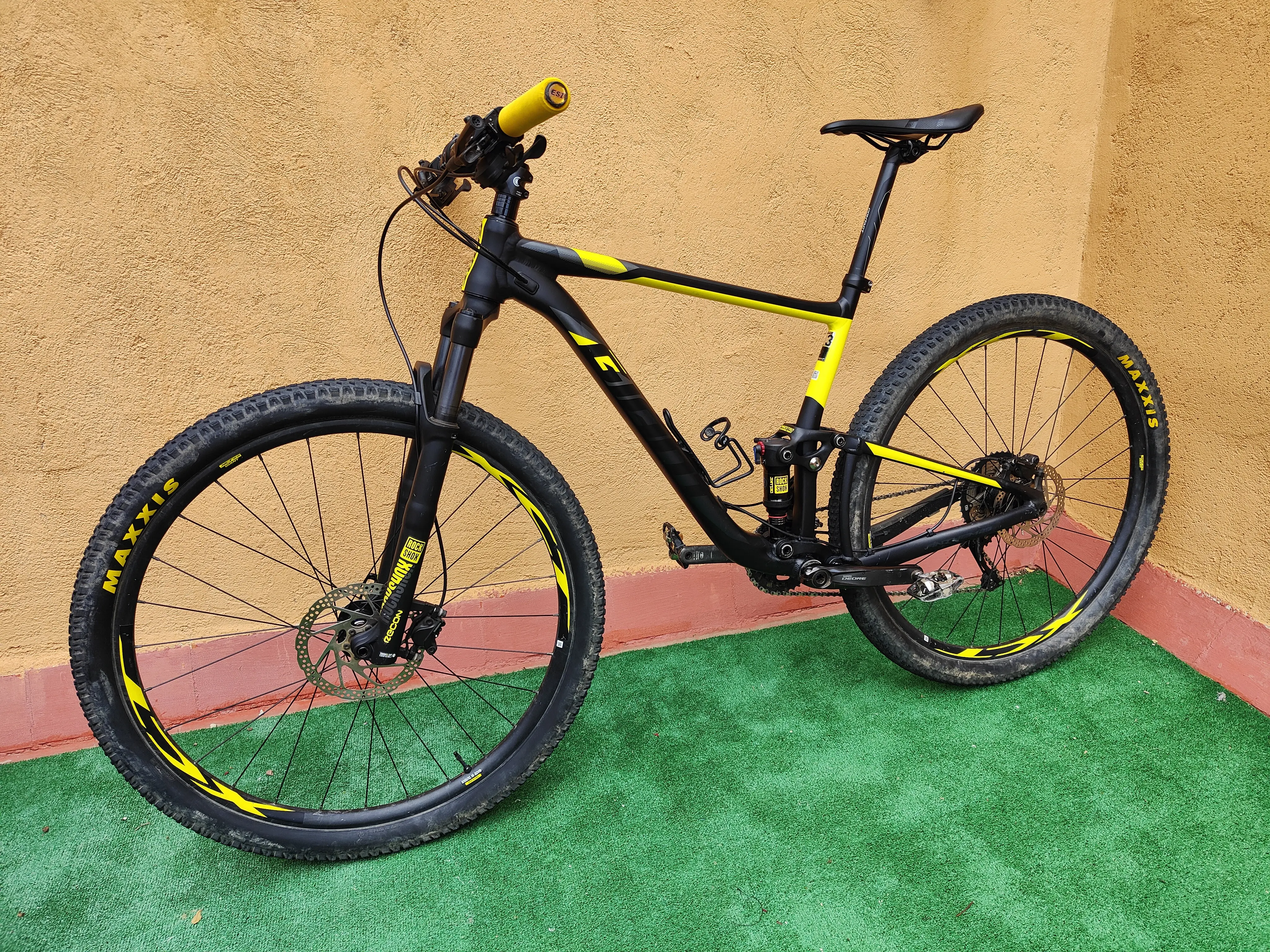 Vtt giant anthem 2019 hot sale